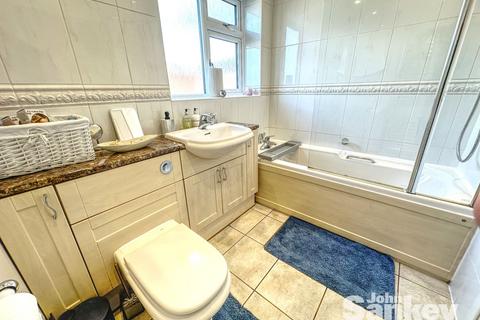 2 bedroom semi-detached bungalow for sale, West Bank Lea, Mansfield, NG19