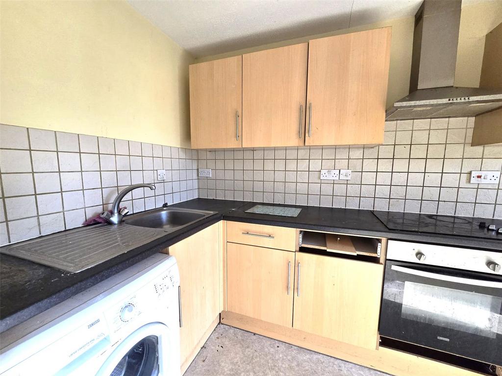 Kitchen (2)