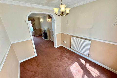 15 Parc Afon, Tonypandy, CF40 1JP