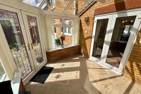 15 Parc Afon, Tonypandy, CF40 1JP