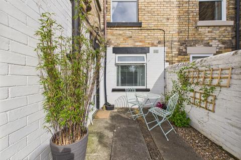 Flat 1, 83 Baslow Road, Sheffield, S17 4DP