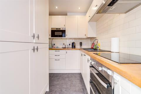 3 bedroom terraced house for sale, Halsbury Road, Worthing, West Sussex, BN11