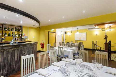 Property for sale, 47 Fossgate, York, YO1 9TF