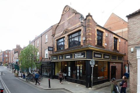 Property for sale, 47 Fossgate, York, YO1 9TF
