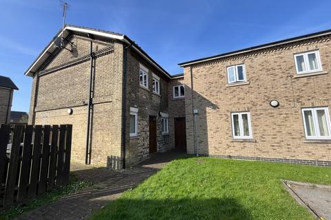 2 bedroom flat to rent, Abbeyfields, PETERBOROUGH PE2