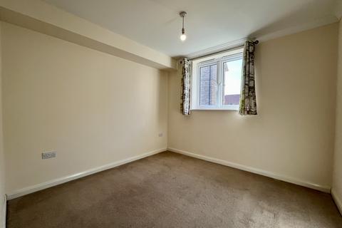 2 bedroom flat to rent, Abbeyfields, PETERBOROUGH PE2