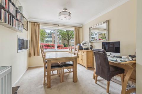 4 Margeholes, Watford, WD19 5AP