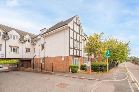 Great North Way, Hendon, London, NW4
