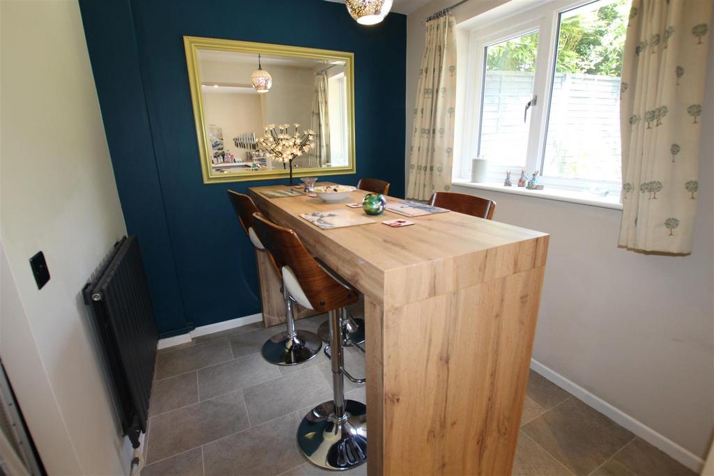 Breakfast Room