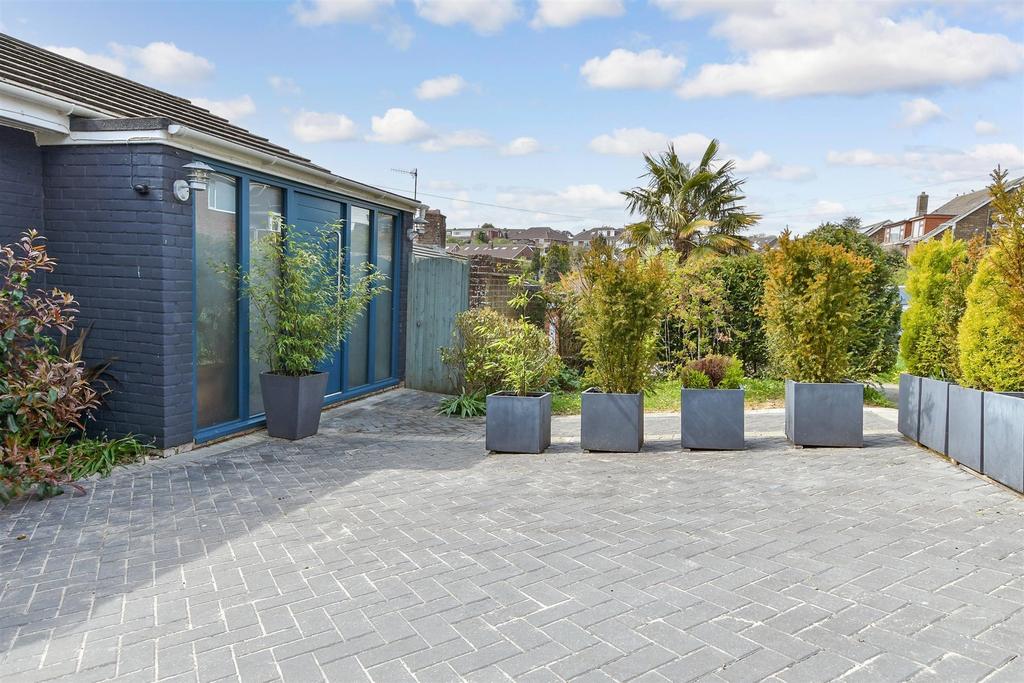 Patio / Decking