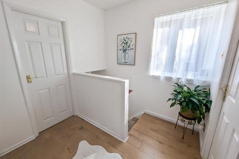 18 Willow Brook Road, Corby, NN17 2EB