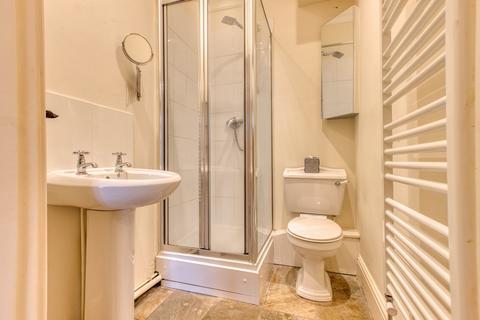 1 bedroom flat for sale, 6 THE CLOCKHOUSE, GRAHAM WAY, TAUNTON