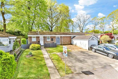 2 bedroom semi-detached bungalow for sale, Arundel Close, Chatham ME5