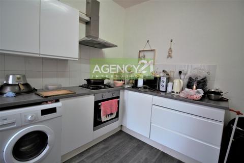 6a Credon Road, London, E13 9BJ