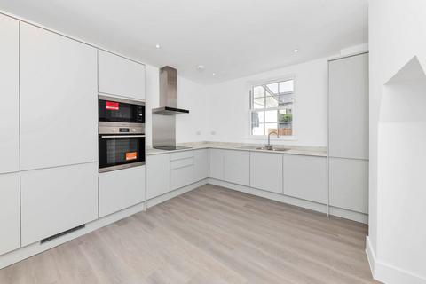 3 bedroom end of terrace house to rent, All Saints Road, Newmarket CB8
