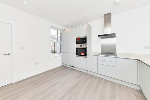 3 bedroom end of terrace house to rent, All Saints Road, Newmarket CB8