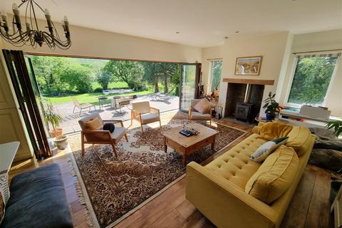 undefined, Yeolmbridge, Launceston