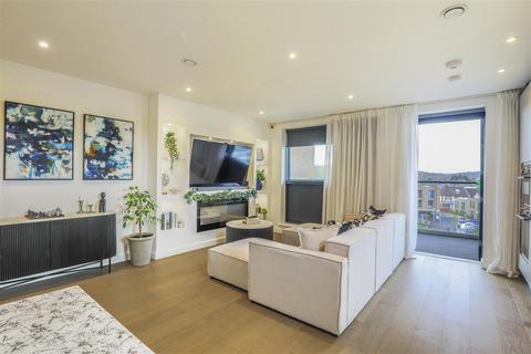 undefined, Smitham Court, 31 Leaden Hill, Coulsdon