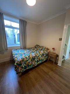 2 bedroom house to rent, Terrace Road, Mount Pleasant,