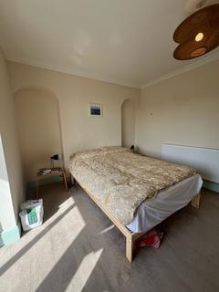 2 bedroom house to rent, Terrace Road, Mount Pleasant,