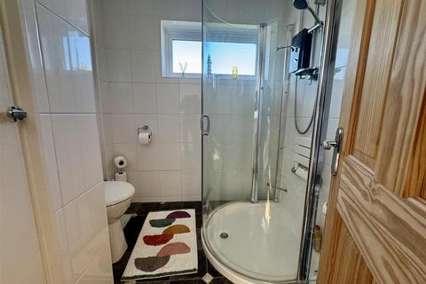 24 Arcadia Road, Burnham-on-crouch, CM0 8EF