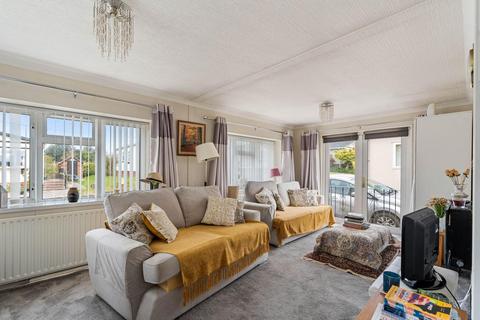2 bedroom park home for sale, Oxford Road, Ryton - On - Dunsmore