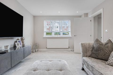 4 bedroom detached house for sale, Pastures Drive, Solihull B90