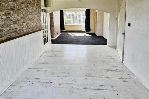 3 bedroom semi-detached house for sale, Conway Avenue, Borrowash, Derby