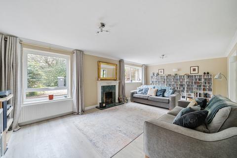 The Spinney Rewlands Drive, Winchester, SO22 6PA