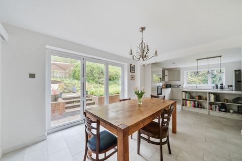 The Spinney Rewlands Drive, Winchester, SO22 6PA