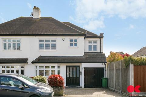 undefined, Repton Avenue, Gidea Park RM2