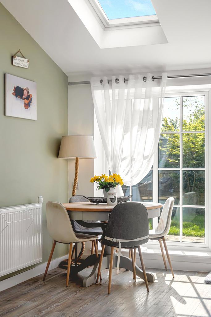 Lounge / Dining Room