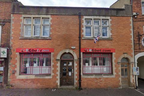 Shop for sale, High Street, Newport Pagnell, MK16
