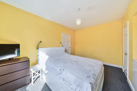 8 Edinburgh Place, Leeds, LS12 3RQ