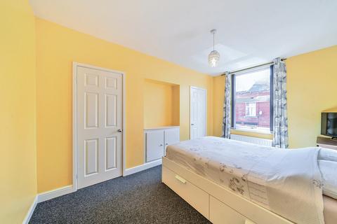 8 Edinburgh Place, Leeds, LS12 3RQ