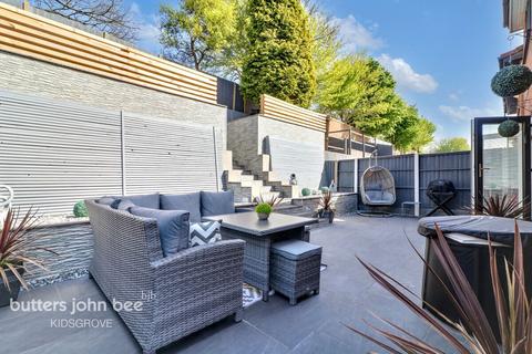 7 Castleview Grove, Stoke-on-trent, ST6 6XQ