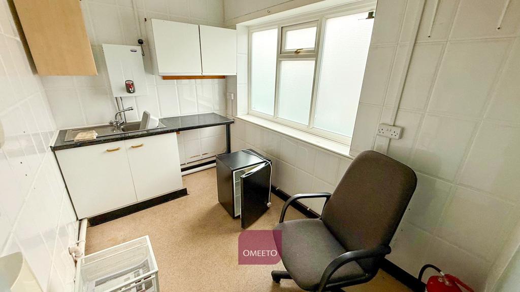Rear kitchen