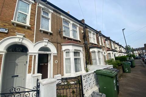 1 bedroom in a house share to rent, Lindal Road, London, SE4