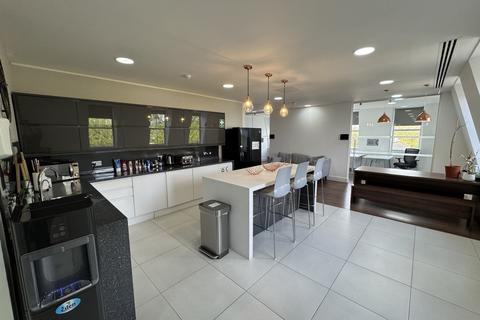 Office to rent, Third Floor Imperial House, 21-25 North Street, Bromley, Kent