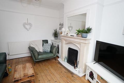 3 bedroom semi-detached house for sale, Pullan Drive, Eccleshill, Bradford