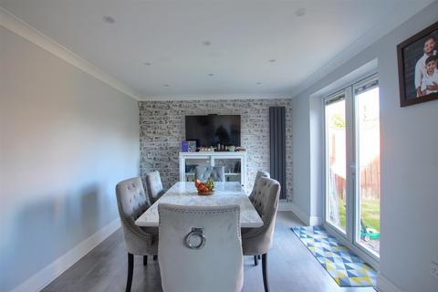 5 bedroom detached house for sale, Fishbourne Grove, Ingleby Barwick