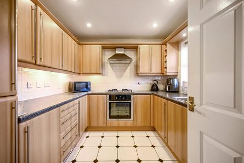 18 Christopher Bushell Way, Kennington, Ashford, TN24 9PY