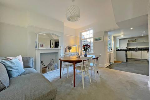 3 bedroom property for sale, The Avenue, Harrogate, HG1