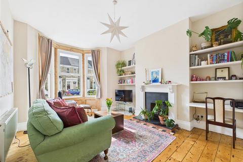 49 Park Crescent, North Shields, NE30 2HR