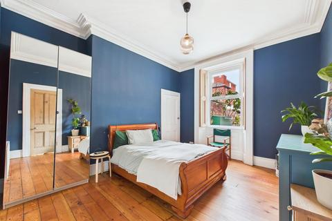 49 Park Crescent, North Shields, NE30 2HR