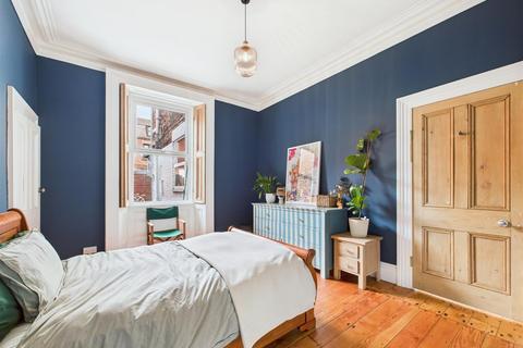 49 Park Crescent, North Shields, NE30 2HR