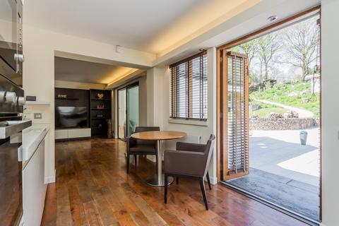 3 bedroom cottage for sale, North Lodge, North Street, Houston PA6 7HF