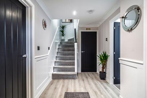 36 Finch Road, Attleborough, NR17 1GL