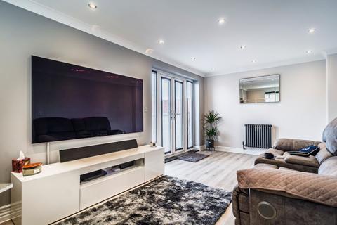 36 Finch Road, Attleborough, NR17 1GL