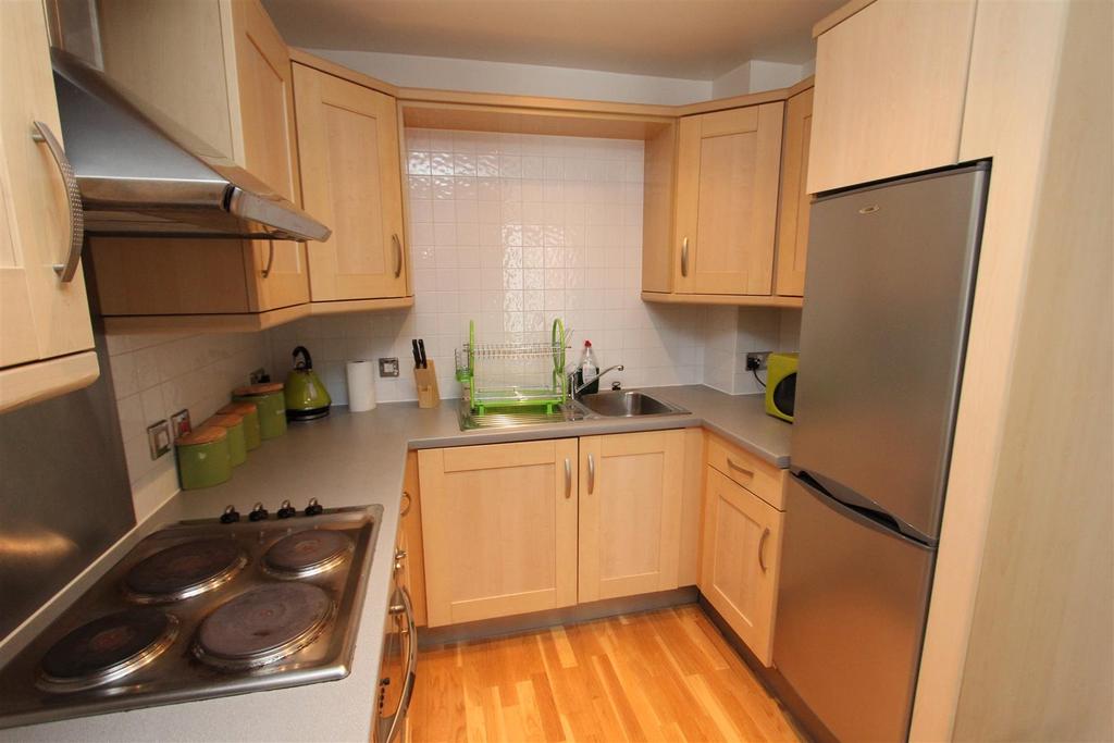 Kitchen1.JPG